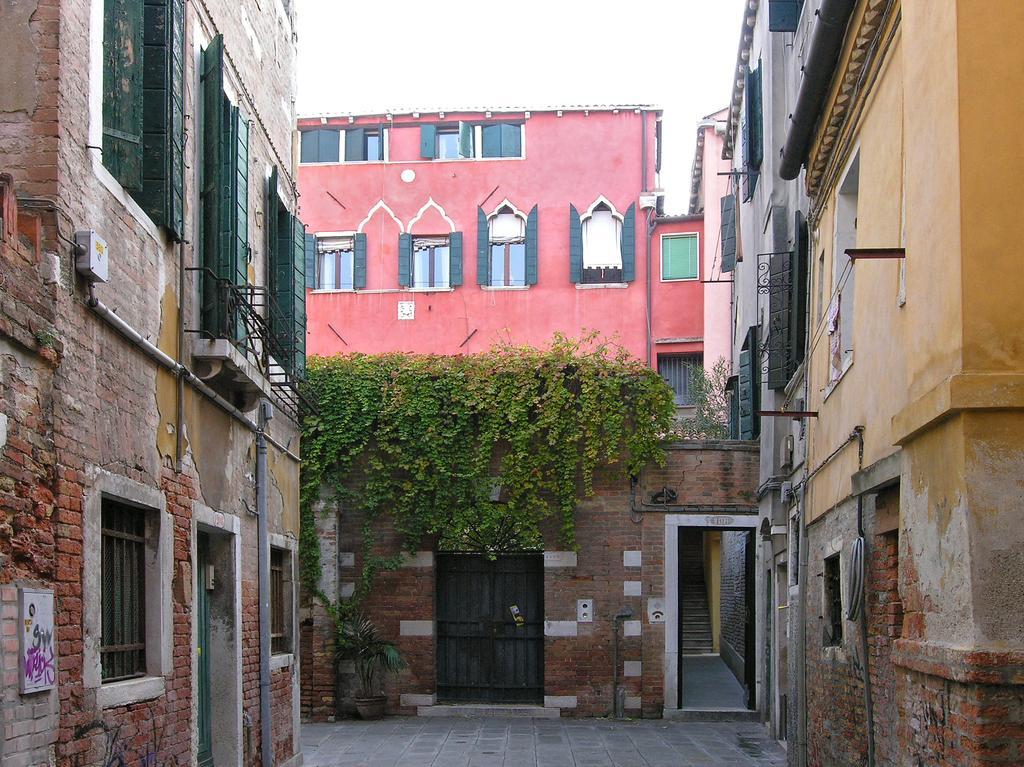 Ca' Centopietre Hotel Venetië Buitenkant foto